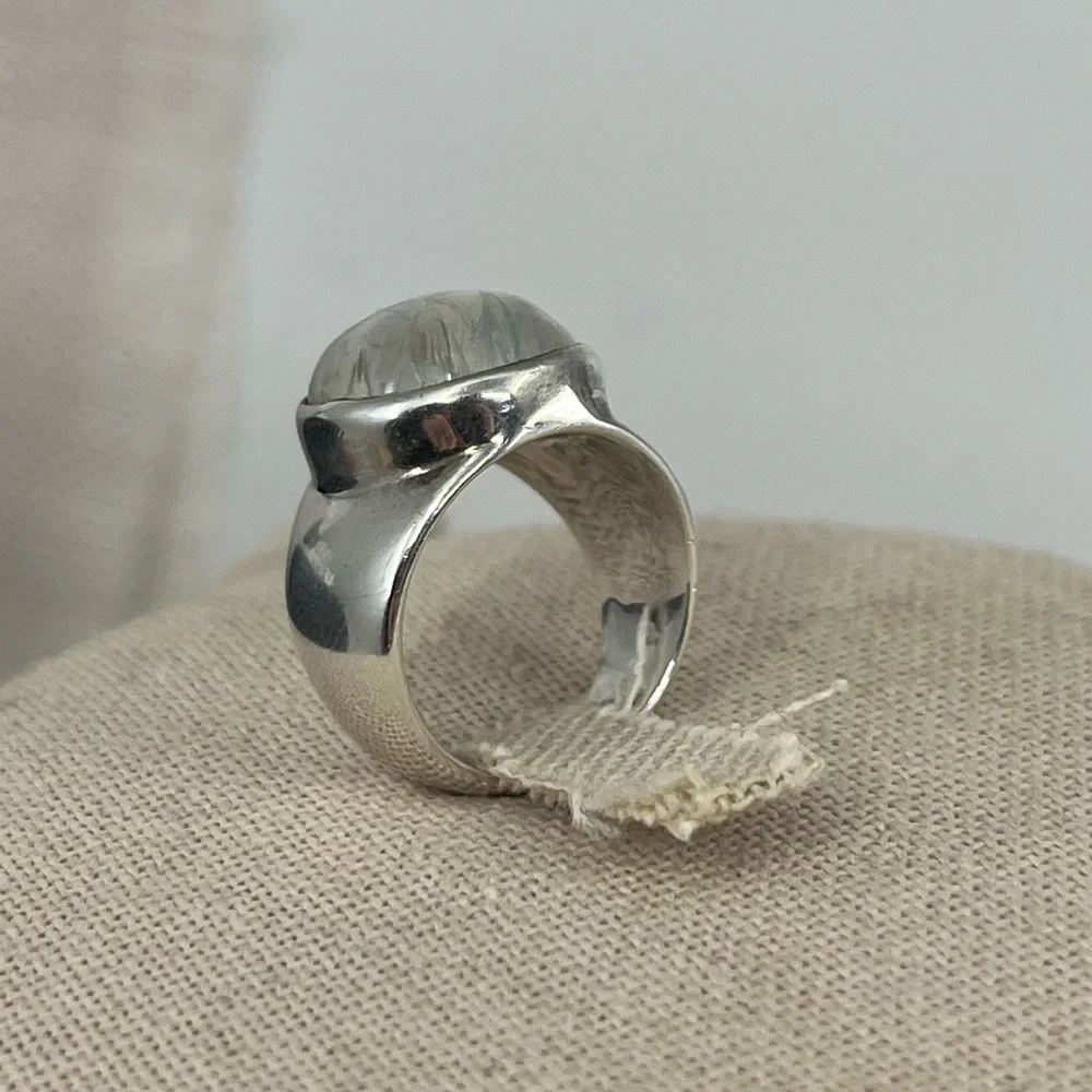 Vintage Sterling Silver Rainbow Moonstone Ring – Size 5 – Bold Artisan Design